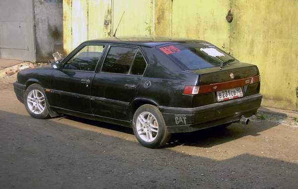 1990 Alfa Romeo 33