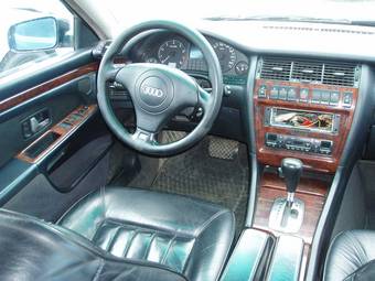 1999 Audi A8 Images