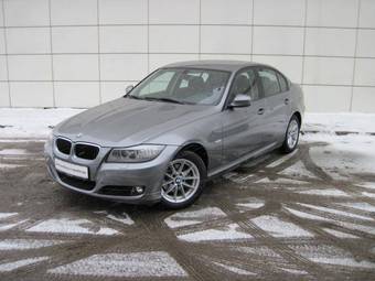 2010 BMW 3-Series Photos