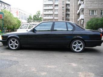 1992 BMW 7-Series Pictures