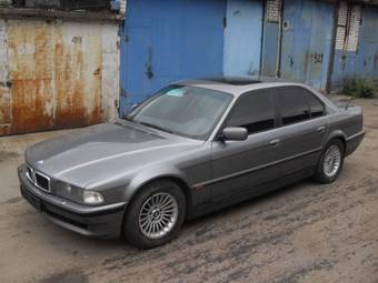 1996 BMW 7-Series Pictures