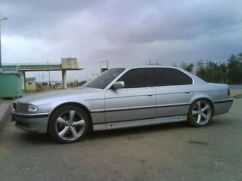 1997 BMW 7-Series Photos