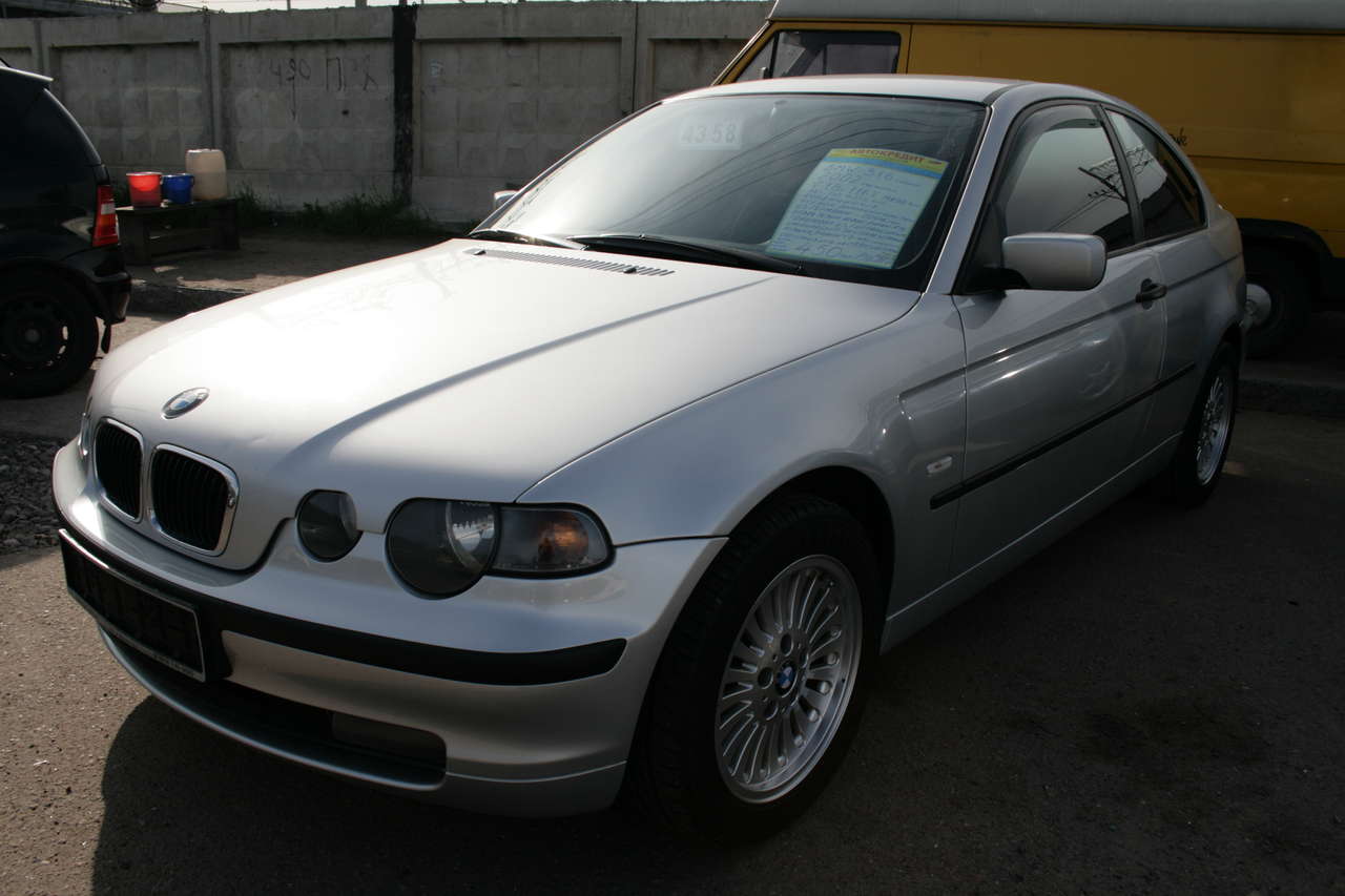2002 BMW Compact