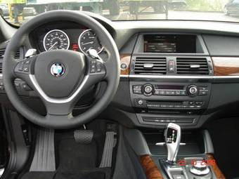 2009 BMW X6 Images