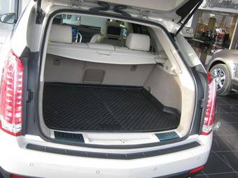 2012 Cadillac SRX Pictures