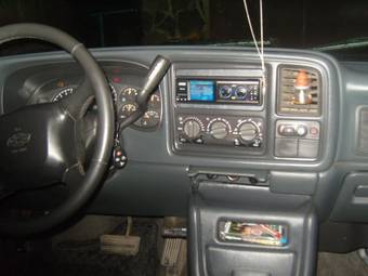 2002 Chevrolet Avalanche Pictures