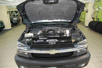 2004 Chevrolet Avalanche Pictures