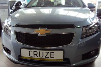 2012 Chevrolet Cruze Pictures