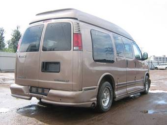 2000 Chevrolet Express Pictures