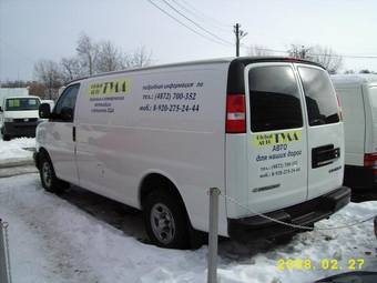 2004 Chevrolet Express Images