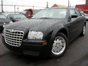 2004 Chrysler 300C Pictures