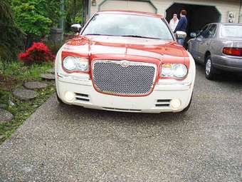 2005 Chrysler 300C Pics