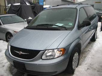 2003 Chrysler TOWN Country Pics