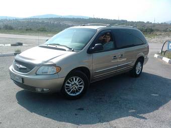 2003 Chrysler TOWN Country