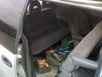 2000 Chrysler Voyager Pictures