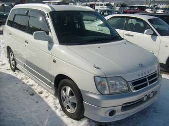 2000 Daihatsu Pyzar