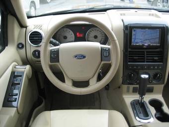 2008 Ford Explorer Images