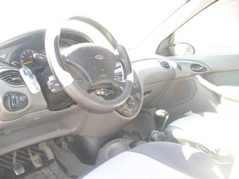 1998 Ford Focus Pictures
