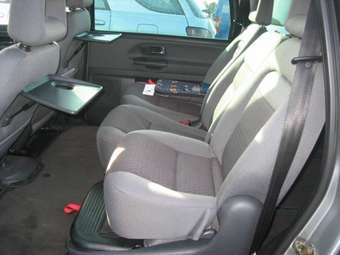 2004 Ford Galaxy Images