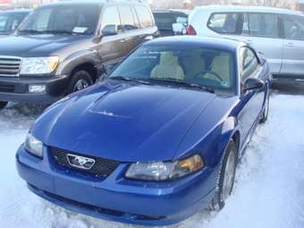2003 Ford Mustang Photos