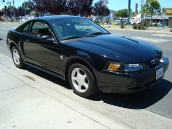 2003 Ford Mustang Pictures