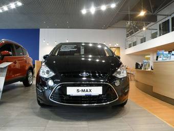 2011 Ford S-MAX Photos