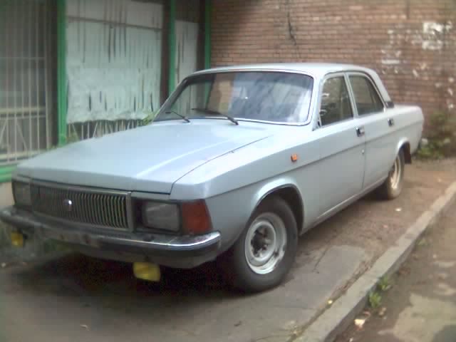 1995 GAZ 3102