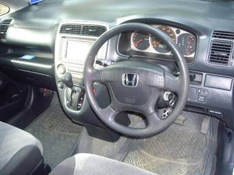 2002 Honda Stream Pictures
