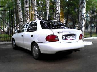 1995 Hyundai Accent Photos