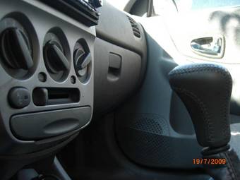 2006 Hyundai Accent Pics