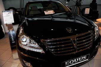 2011 Hyundai Equus Pictures