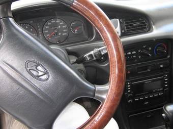 1998 Hyundai Sonata Pictures