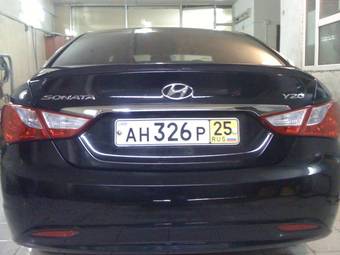 2011 Hyundai Sonata Images