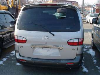 2003 Hyundai Starex Photos