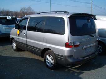 2003 Hyundai Starex Pics