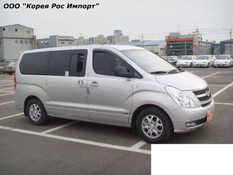 2009 Hyundai Starex Pics