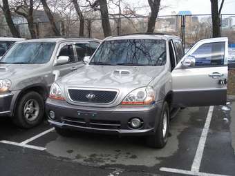 2002 Hyundai Terracan Images