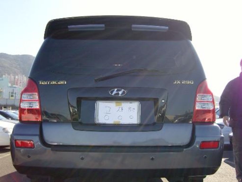 2004 Hyundai Terracan