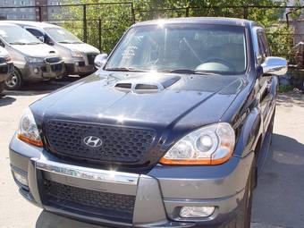 2004 Hyundai Terracan Photos