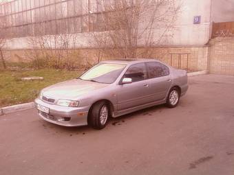 2000 Infiniti G20 Pictures