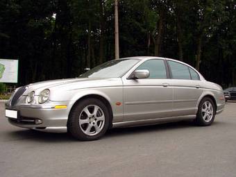 1999 Jaguar S-type Pictures
