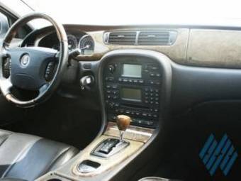 2006 Jaguar S-type Pictures