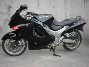1995 Kawasaki ZZ-R Pictures