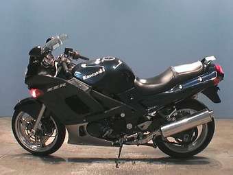 2005 Kawasaki ZZ-R Pictures