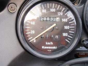 1992 Kawasaki ZZ-R400 Pictures