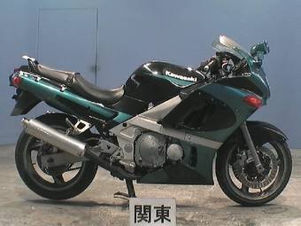 1994 Kawasaki ZZ-R400 Photos