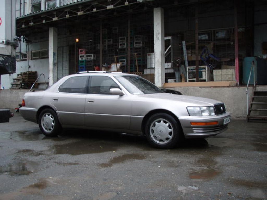 Lexus 1995