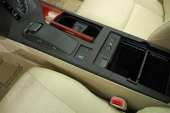 2009 Lexus RX450H Pics