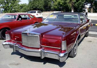 1973 Lincoln Continental Pictures