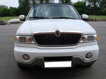 2000 Lincoln Navigator Pictures